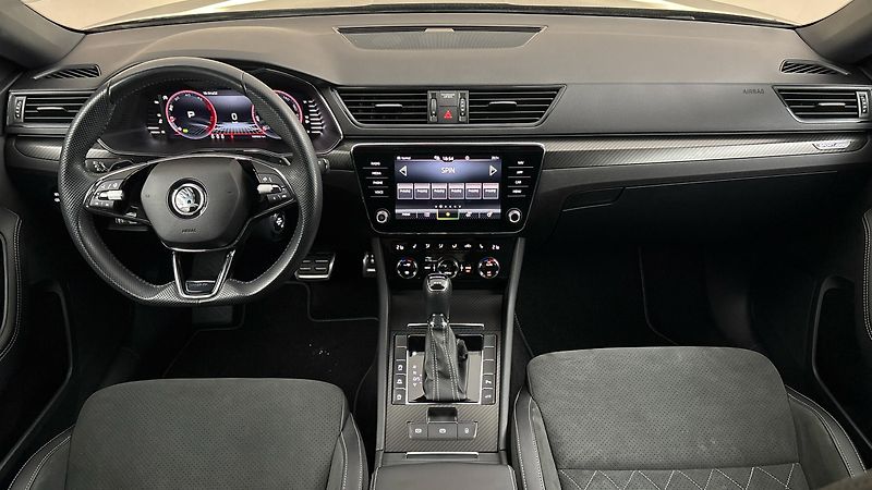 Škoda Superb 2.0 TDI DSG 4x4 Sportline Comb - fotka 8 z 28