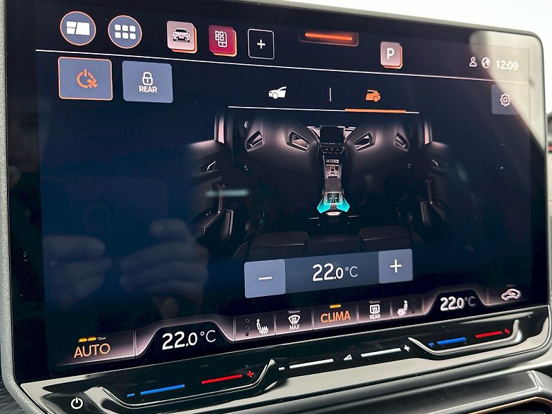 Cupra Formentor (2026) VZ 2.0 TSI 245kW 4x4 DSG - fotka 21 z 35