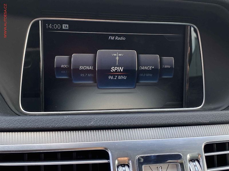 Mercedes-Benz Třídy E (2015) 3.0 CDi E350 4matic - fotka 20 z 22