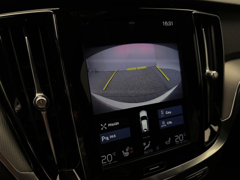 Volvo V60 T4 R-DESIGN AUT - fotka 45 z 47