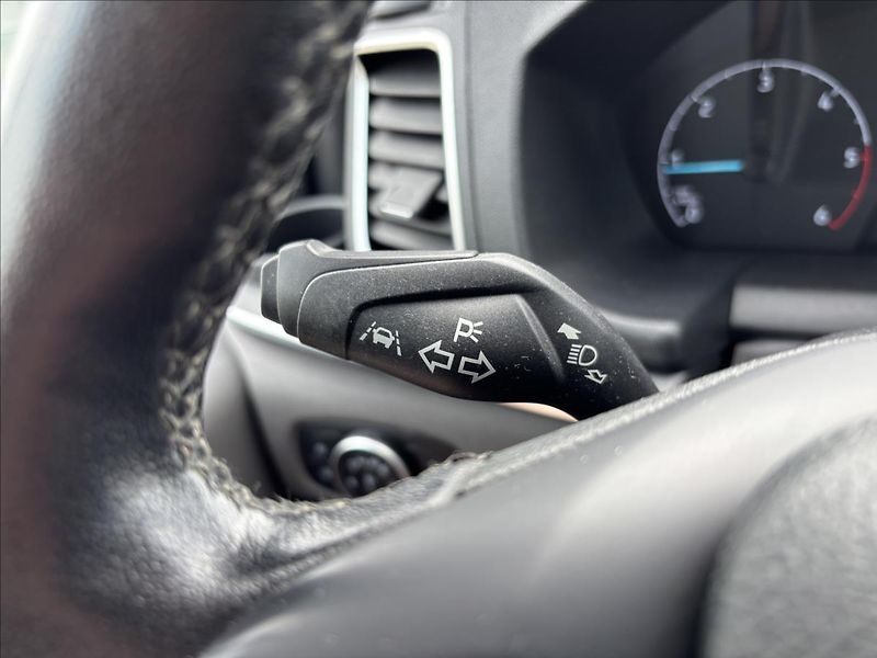 Ford Tourneo Custom 2,0 mHEV 136kW Titanium X L2 - fotka 31 z 45