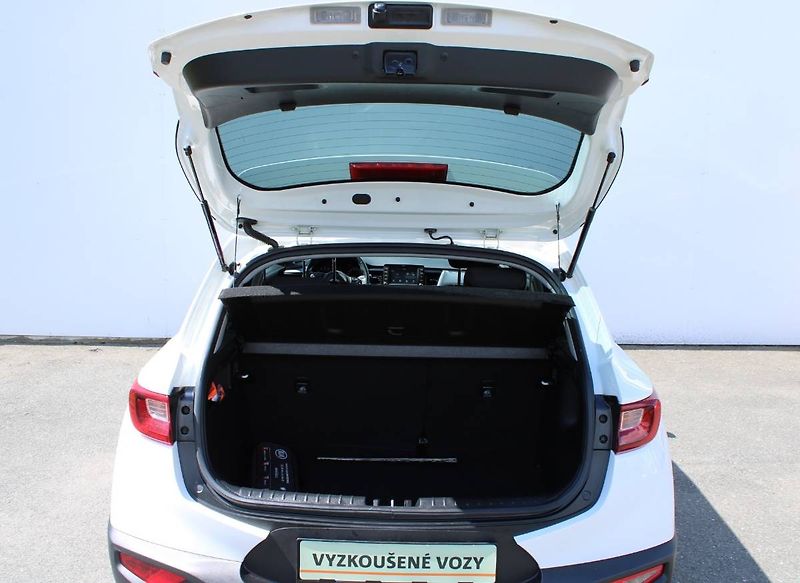 Kia Stonic (2020) 1.2. DPI 61kW manuál - fotka 19 z 30