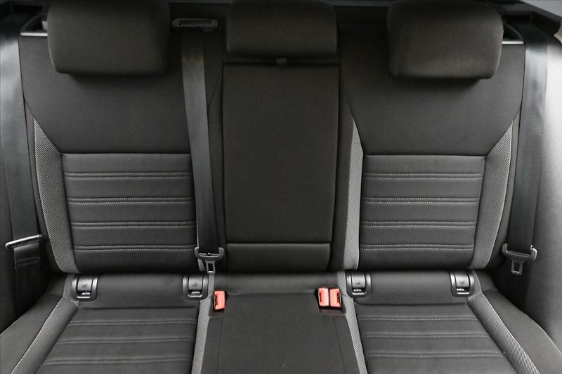 Škoda Octavia 2,0 TDI 110kW Tažné DSG Záruka - fotka 26 z 29