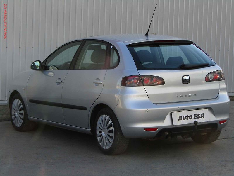 Seat Ibiza (2006) 1.4 i, AC, TZ, temp - fotka 6 z 15