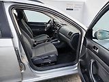 Volkswagen Golf 1.9 TDI 77kW,KLIMA,2x KOLA - náhled 20