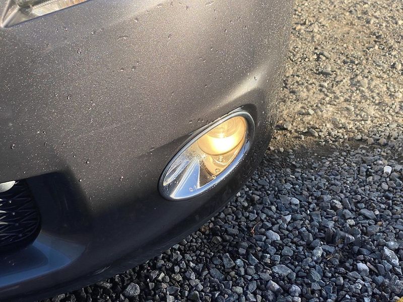 Toyota Auris 1.6i, ČR, Luna, 2x kola - fotka 9 z 15