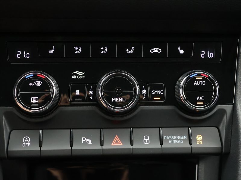 Škoda Kodiaq 2,0 TDI 4x4 DSG Style Plus DPH - fotka 28 z 39