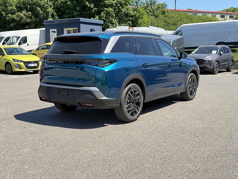 Peugeot 5008 (2026) GT Hybrid 145 e-DCS6 SUMMER BL - fotka 5 z 28
