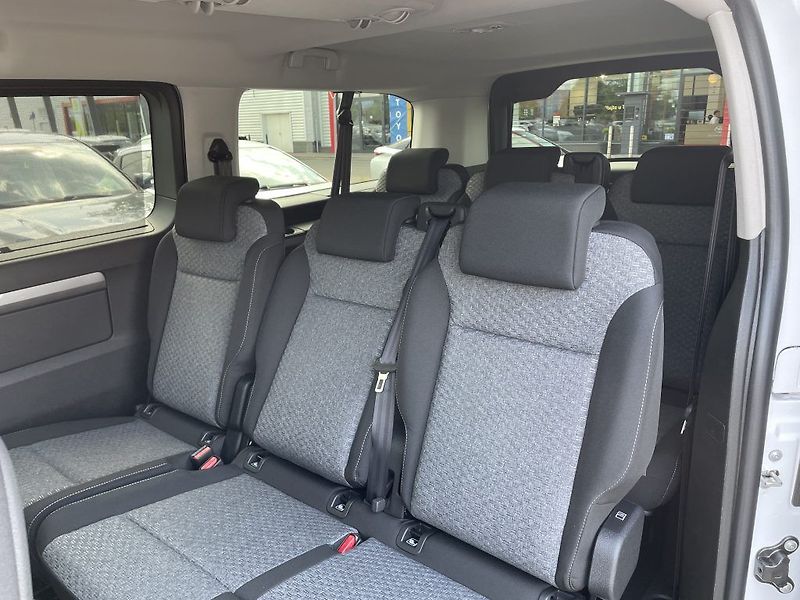Toyota ProAce Verso 2.0D140k Family 8S odběr ihned - fotka 14 z 32