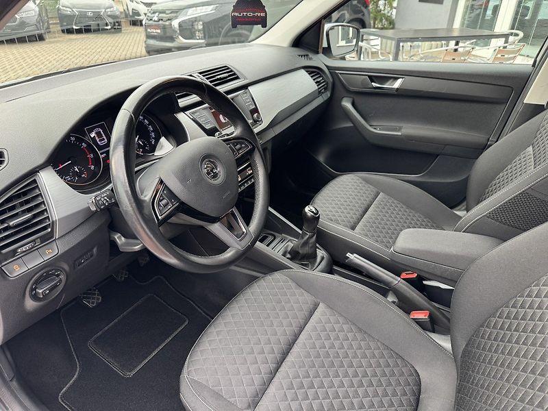 Škoda Fabia (2017) 1.2TSi Style Digi Klima - fotka 23 z 50
