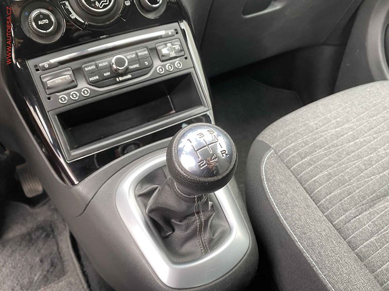 Citroën C3 Picasso (2016) 1.2PT, Exclusive - fotka 15 z 17