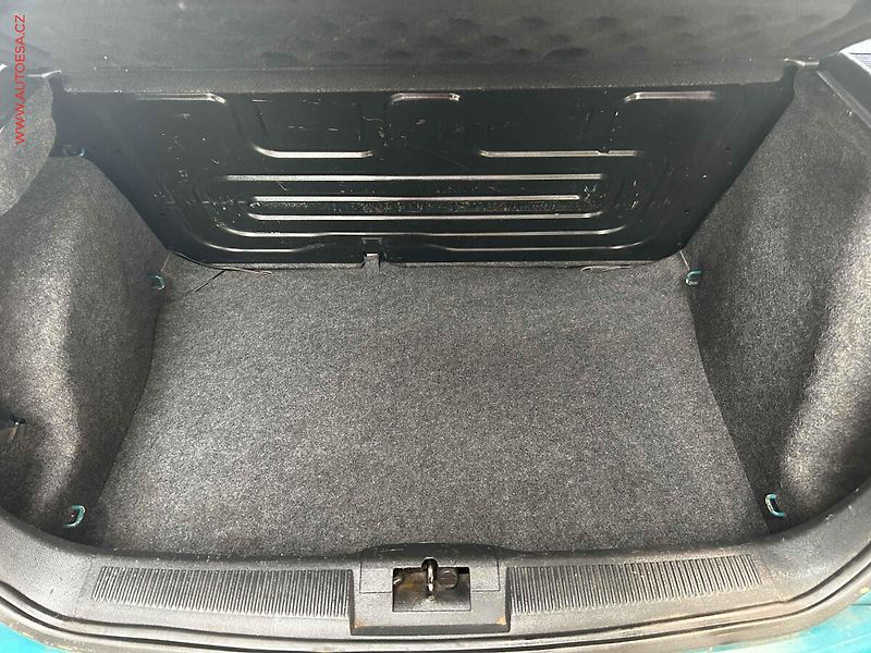 Škoda Fabia (2002) 1.4i, ČR, STK5/28 - fotka 7 z 12