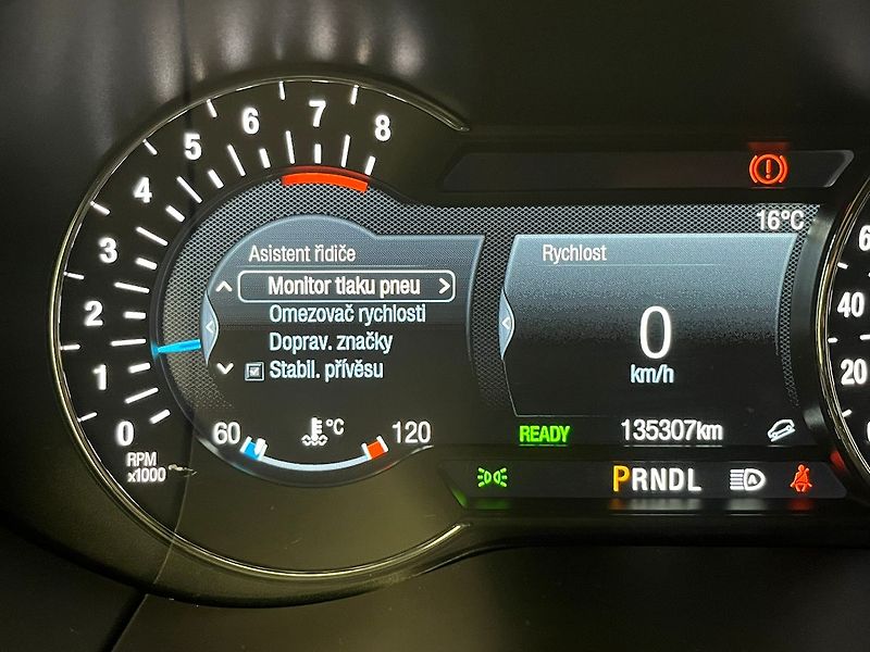 Ford S-MAX 2,5 HEV Titanium 7míst - fotka 55 z 70