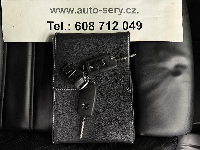Volkswagen Amarok 3.0TDI 190kW 4MOTION AVENTURA - fotka 37 z 40