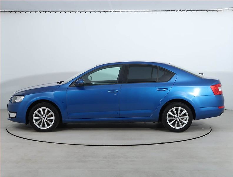 Škoda Octavia (2013) 1.2 TSI, Tempomat - fotka 3 z 18
