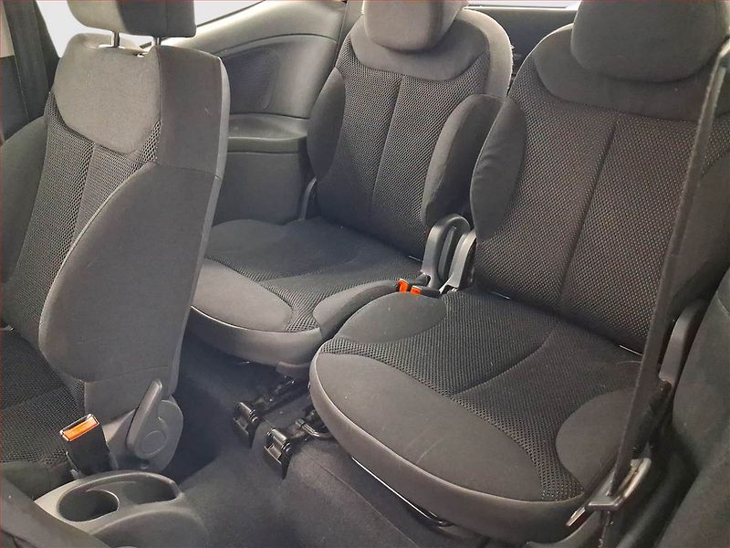 Citroën C2 (2005) VTS 1.6 VTS, Navi - fotka 10 z 16
