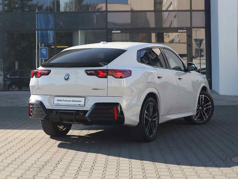 BMW X2 - fotka 6 z 10