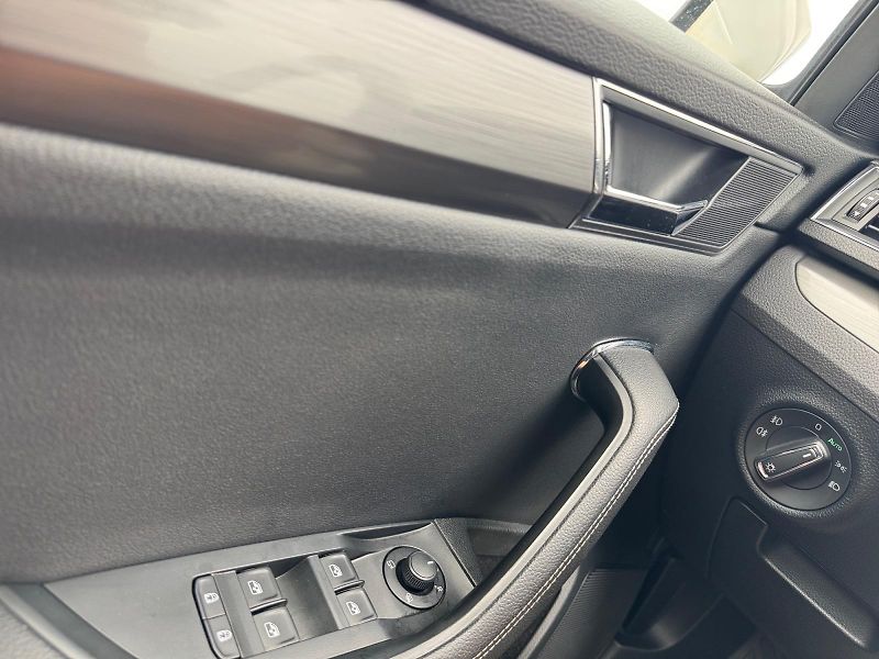 Škoda Superb (2021) STYLE 2.0TDI 147kW DSG 4x4 CZ - fotka 11 z 11