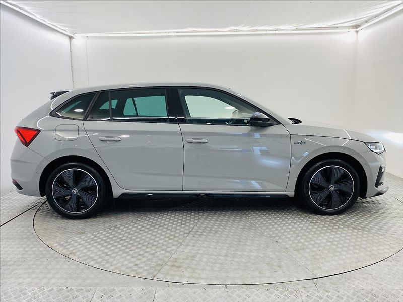 Škoda Scala 1,0 TSI 85kW DSG Monte Carlo - fotka 27 z 29