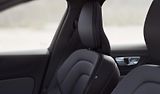 Volvo V60 (2026) B4 PLUS DARK AUT - náhled 11