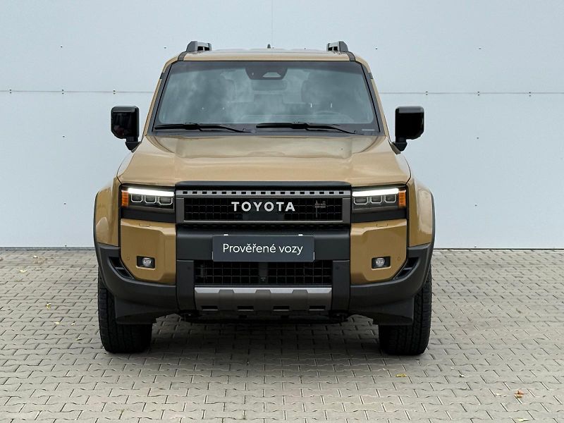 Toyota Land Cruiser 2.8 D-4D 6AT Executive MHEV AW - fotka 4 z 30