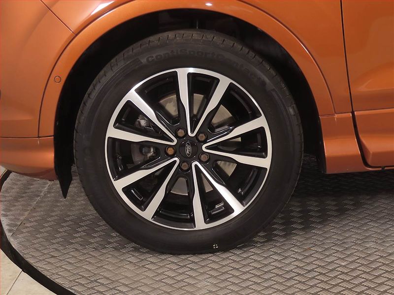 Ford Kuga (2018) ST-Line 1.5 EcoBoost, 4X4 - fotka 15 z 17