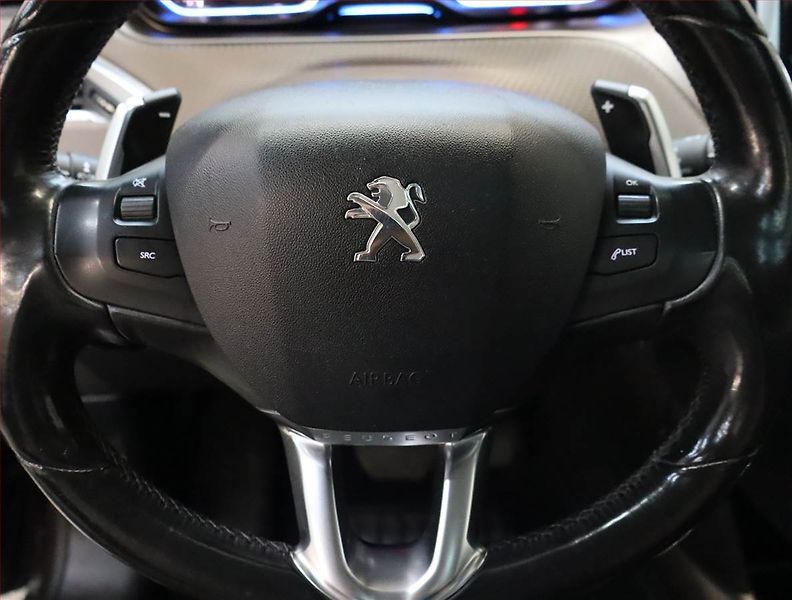 Peugeot 2008 (2013) 1.6 e-HDi, Automat, Navi - fotka 19 z 22