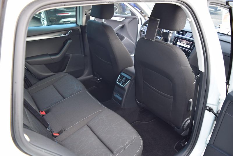 Škoda Octavia (2018) 1.5TSI 110kw CLEVER TAŽN NAVI  - fotka 42 z 46