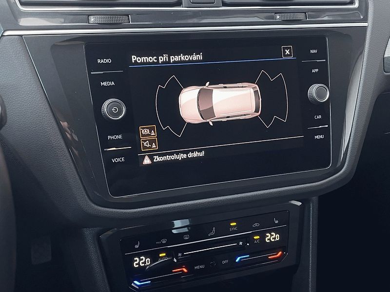 Volkswagen Tiguan (2021) LIFE 1,5TSI 150k - fotka 15 z 22