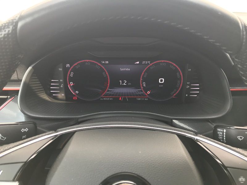 Škoda Kamiq (2022) Monte Carlo 1,5 TSI - fotka 9 z 27