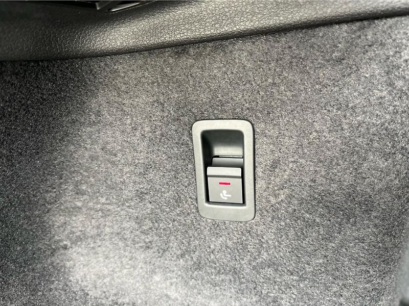 Audi Q3 ADVANCED 2.0 TDI 110 KW QUATTR - fotka 28 z 30