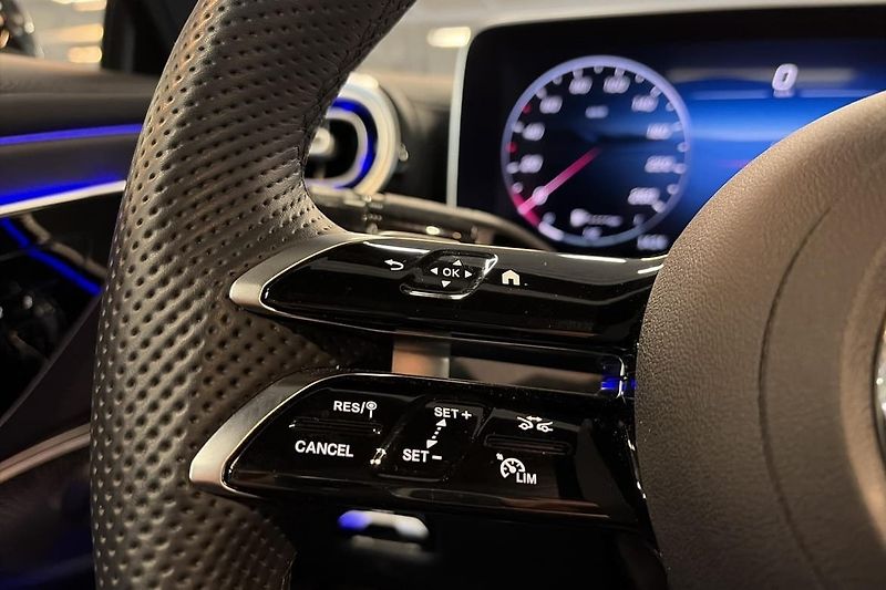 Mercedes-Benz CLE 300 4M AMG Pano Burm 360 DIGI - fotka 13 z 21