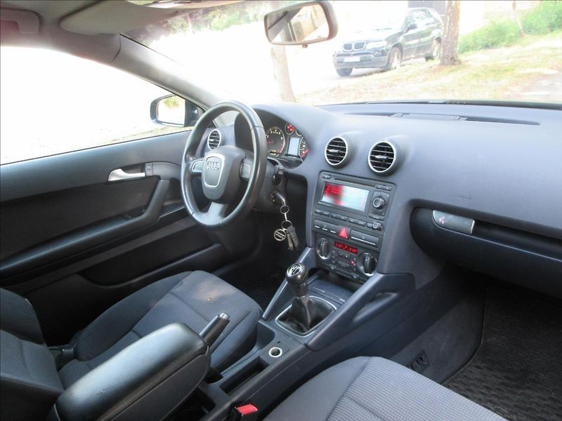 Audi A3 1,8 TFSi 118Kw, Navi, ALU OZ, - fotka 14 z 25