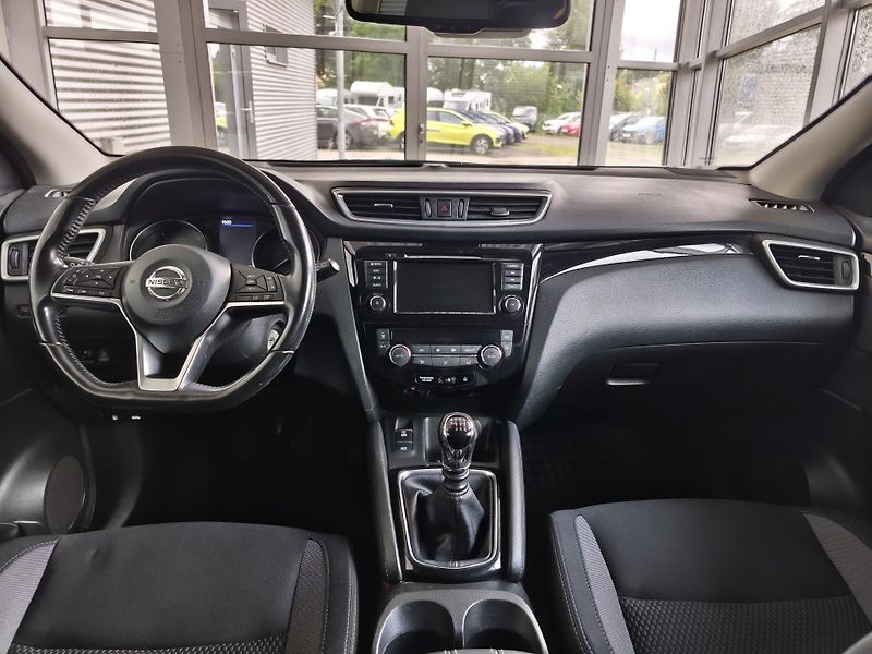 Nissan Qashqai (2019) 1.7 DCi 110kW 4x4 Acenta - fotka 10 z 21