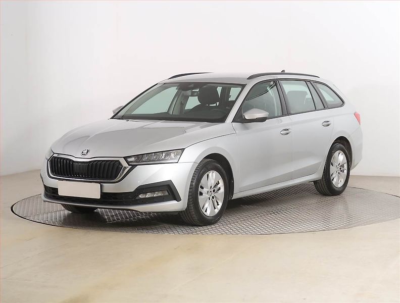 Škoda Octavia (2022) Ambition 2.0 TDI, digi klima - fotka 2 z 18
