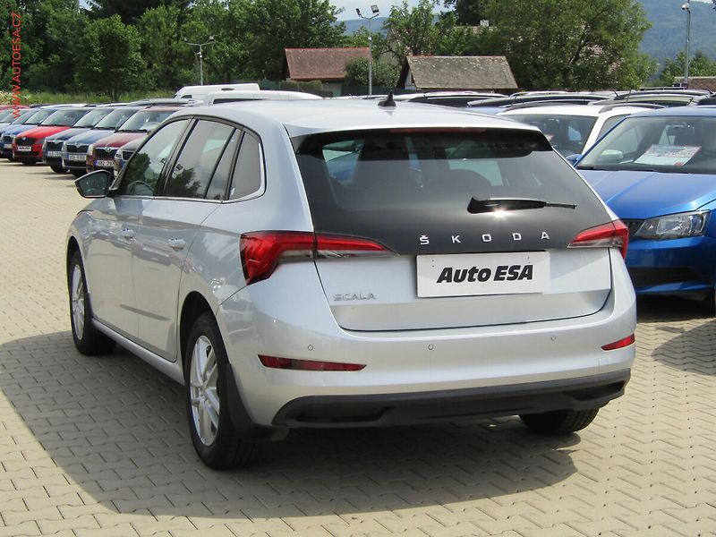 Škoda Scala (2021) 1.5 TSi, ČR, Style - fotka 4 z 17