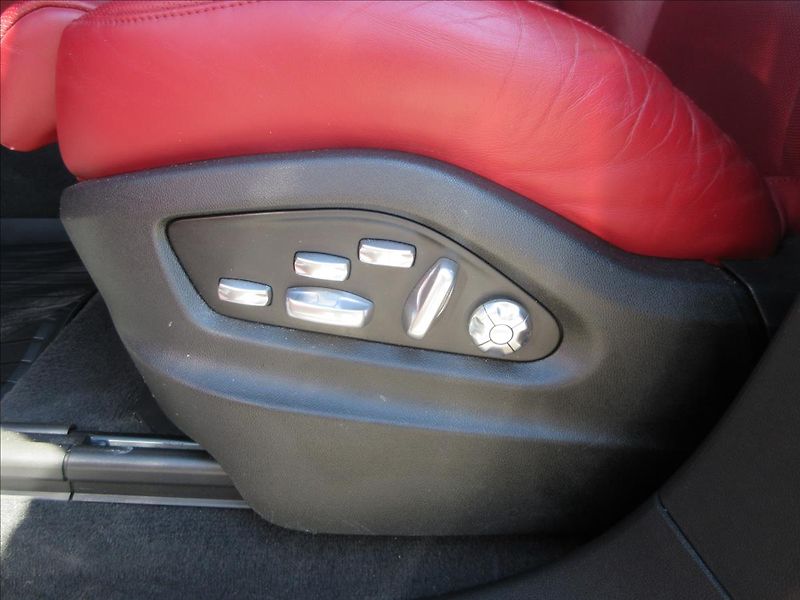 Porsche Cayenne 4,0 Turbo, Coupe, Chrono Matri - fotka 31 z 46