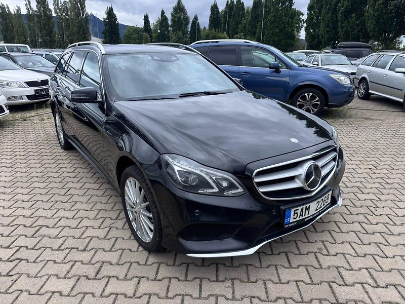 Mercedes-Benz Třídy E (2016) 350 3,0D 4X4 AUTOMAT BLUETEC - fotka 7 z 45