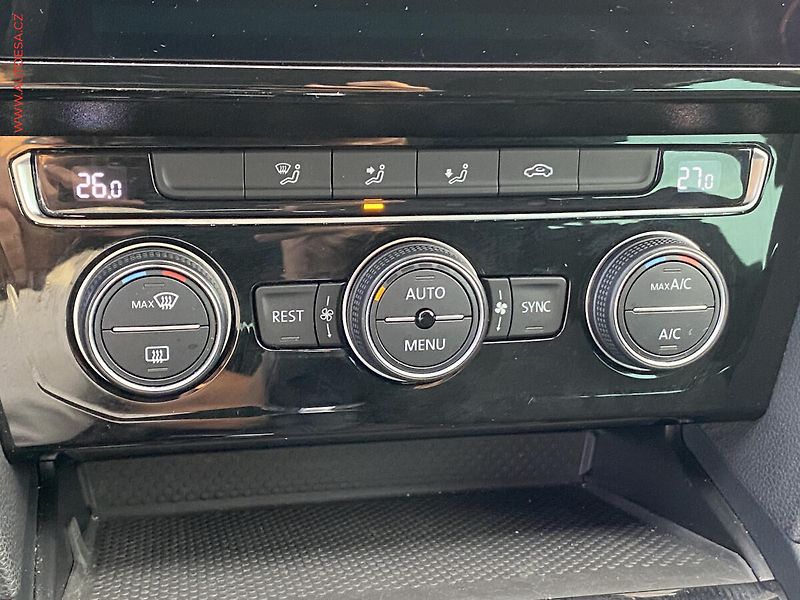 Volkswagen Passat (2020) 2.0TDi, Business, DSG, navi - fotka 17 z 20