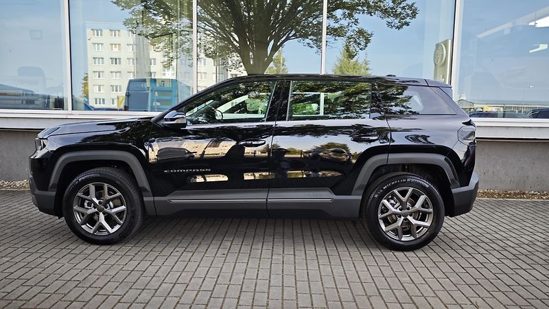 Jeep Compass (2026) Altitude hybrid 145PS automat  - fotka 6 z 42