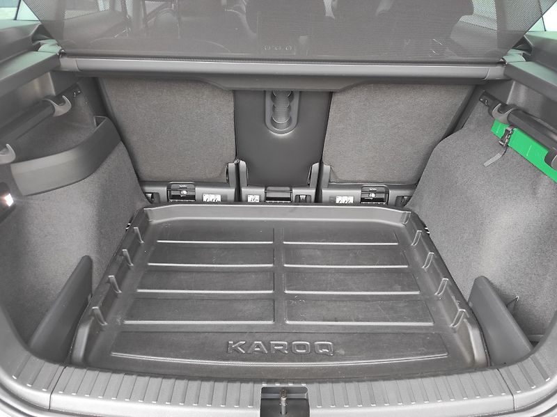 Škoda Karoq 1,5TSi ACT, DSG, STYLE, TZ - fotka 12 z 51