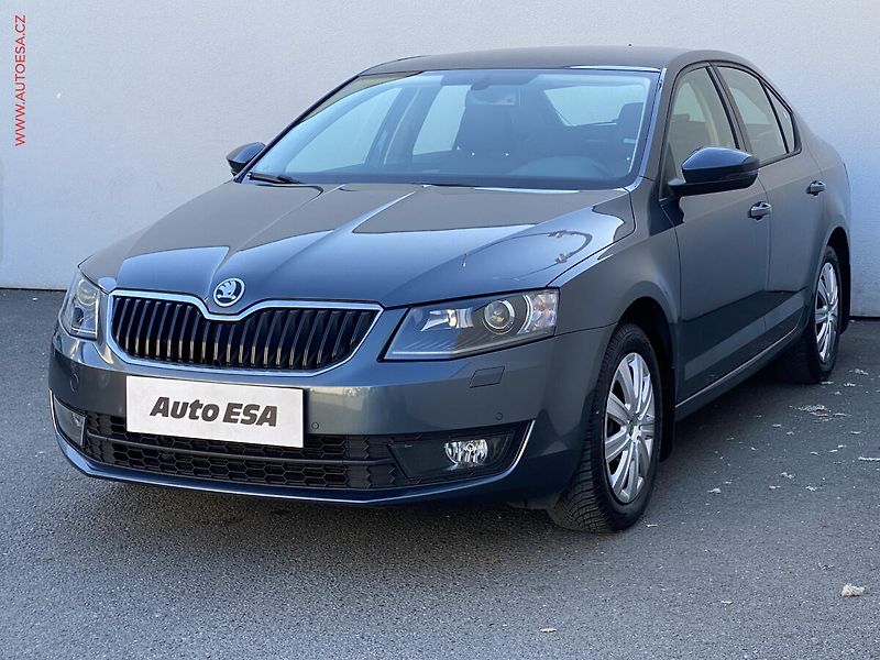 Škoda Octavia (2014) 1.2 TSi, ČR, AC, park.čidla - fotka 3 z 16