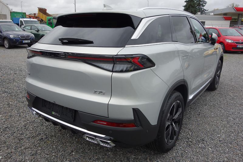 BAIC X75 1.5T 138kW AT NOVÉ/ZÁRUKA 5let - fotka 5 z 26