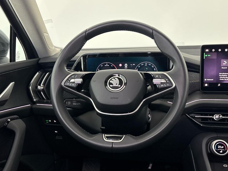 Škoda Kodiaq Selection DSG - fotka 18 z 30