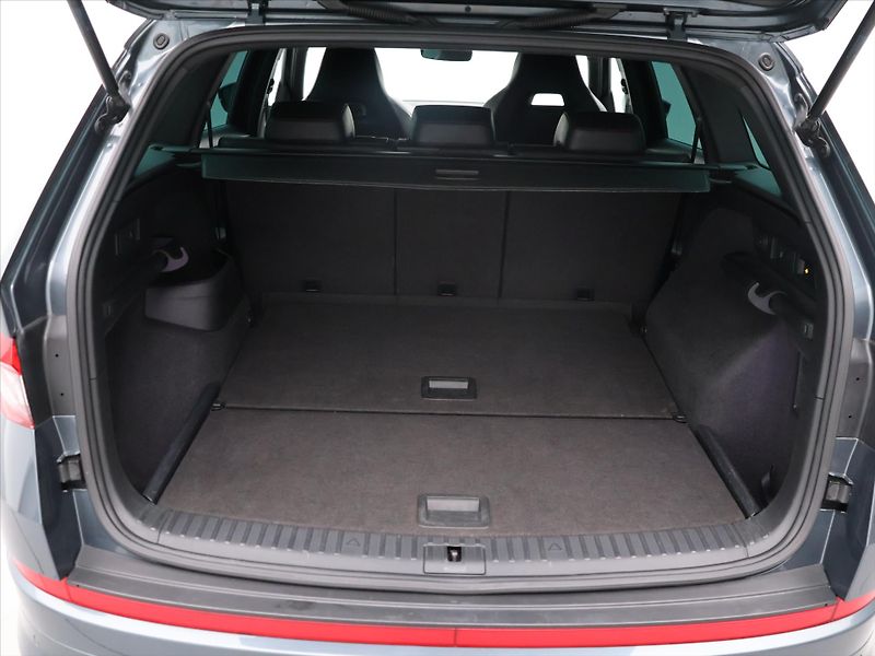 Škoda Kodiaq 2,0 TDI RS 176kW DSG 4x4 - fotka 10 z 31
