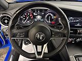 Alfa Romeo Giulia 206kW Q4 VELOCE 1.MAJITEL - náhled 18