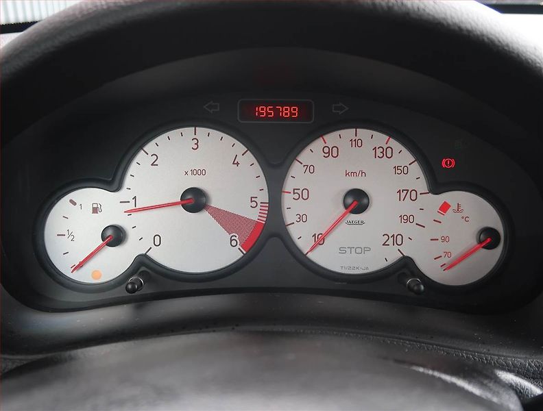 Peugeot 206 (2006) 1.4 HDI, po STK, Klima - fotka 11 z 14
