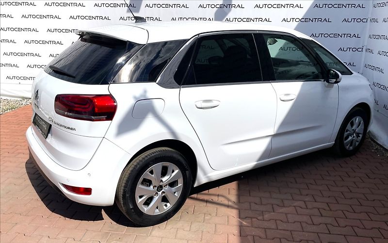 Citroën C4 SpaceTourer 1,2 i,96kW,STK 5/28 - fotka 4 z 24