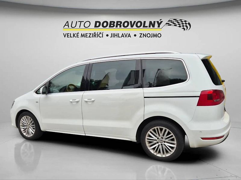 Volkswagen Sharan 2.0TDI 103kW MT6 - fotka 4 z 49