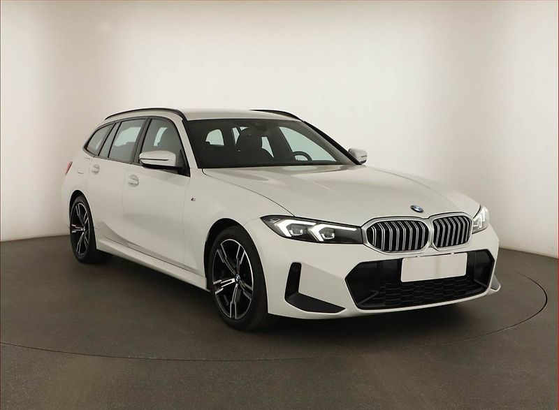 BMW Řada 3 (2022) 320 d xDrive - fotografie inzerátu